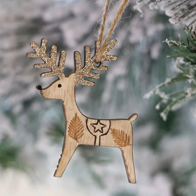 Xmas wooden pendant view 2