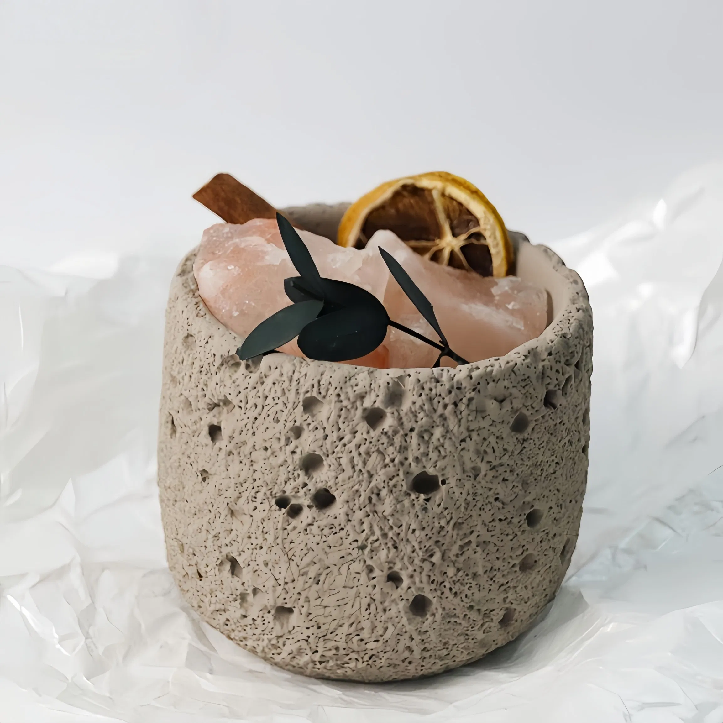 Rustic Textured Concrete Jar Himalayan Pink Salt Scented Candle with Cinnamon &amp; Dried Lemon for Home Fragrance &amp; Relaxation