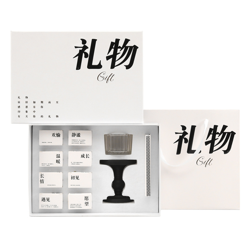 Artisan Scented Candles for a Calming Home Environment