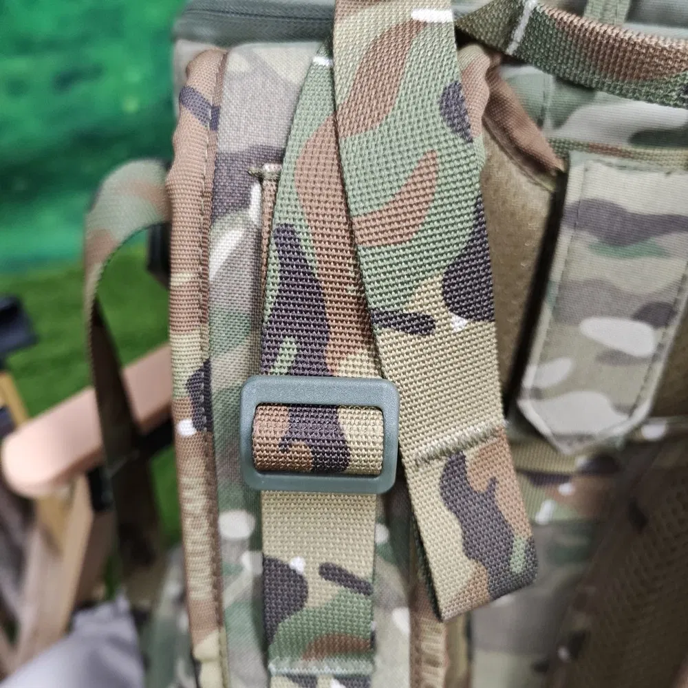 Extended Shoulder Straps Hhb-240001 Woman Hiking Tactical Backpack with Water Bag