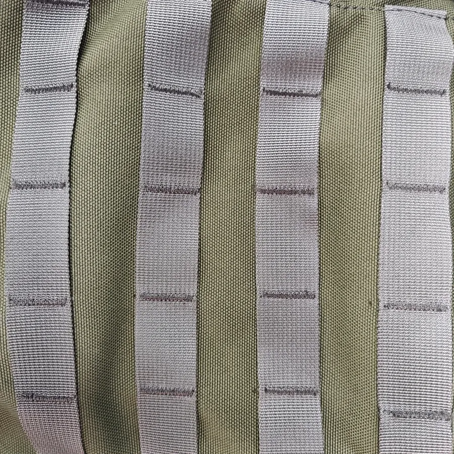 Convenient Side Pockets