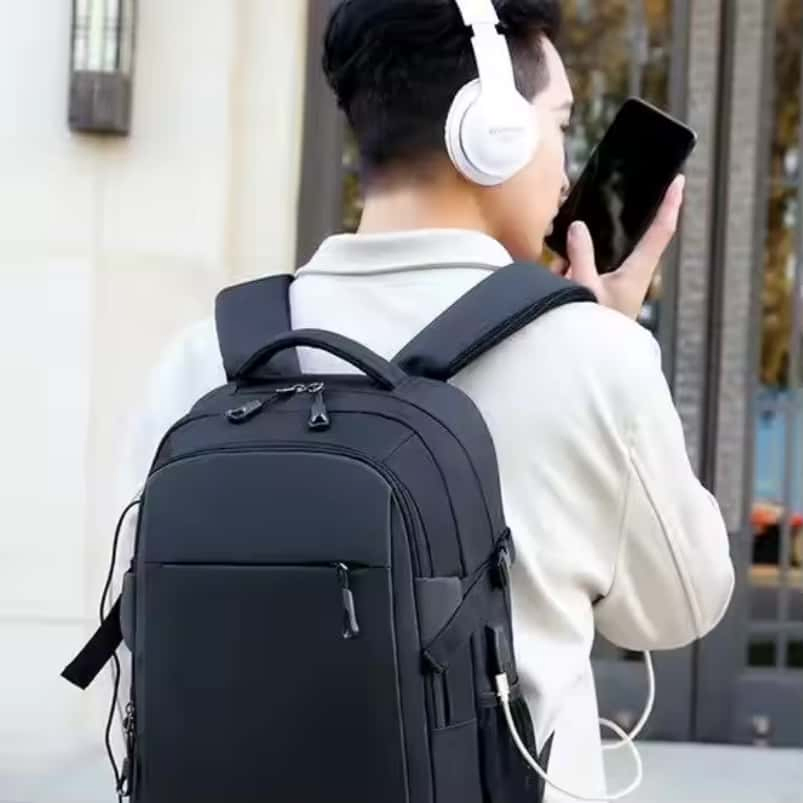 Smart USB Charging Port Integrated Business Computer Backpack