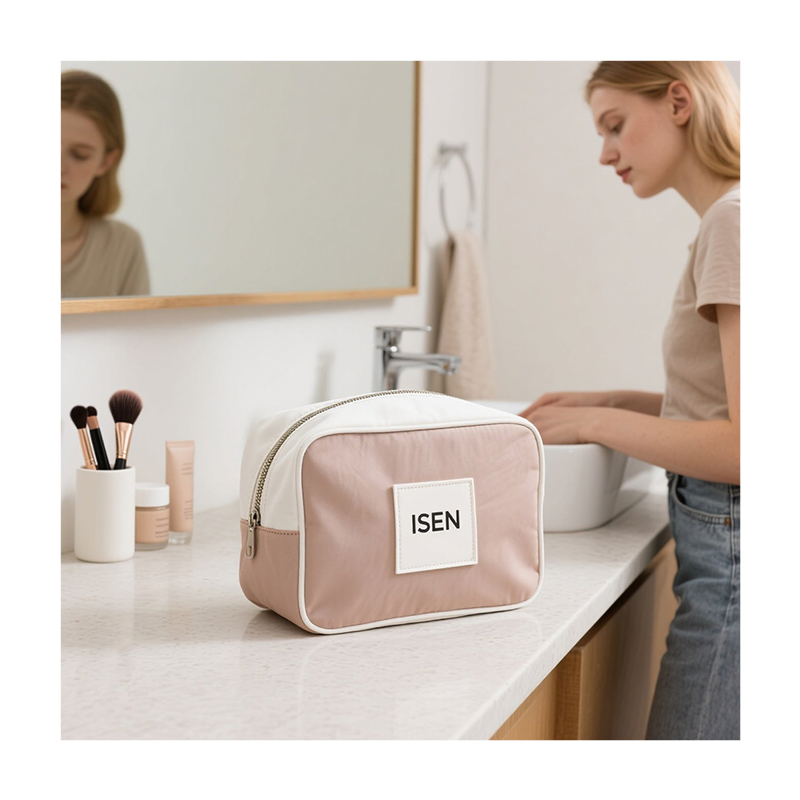New Factory Wholesale Custom Logo Handle Luxury Designer Zipper Bag Toiletry Travel Cosmetic Makeup Bag