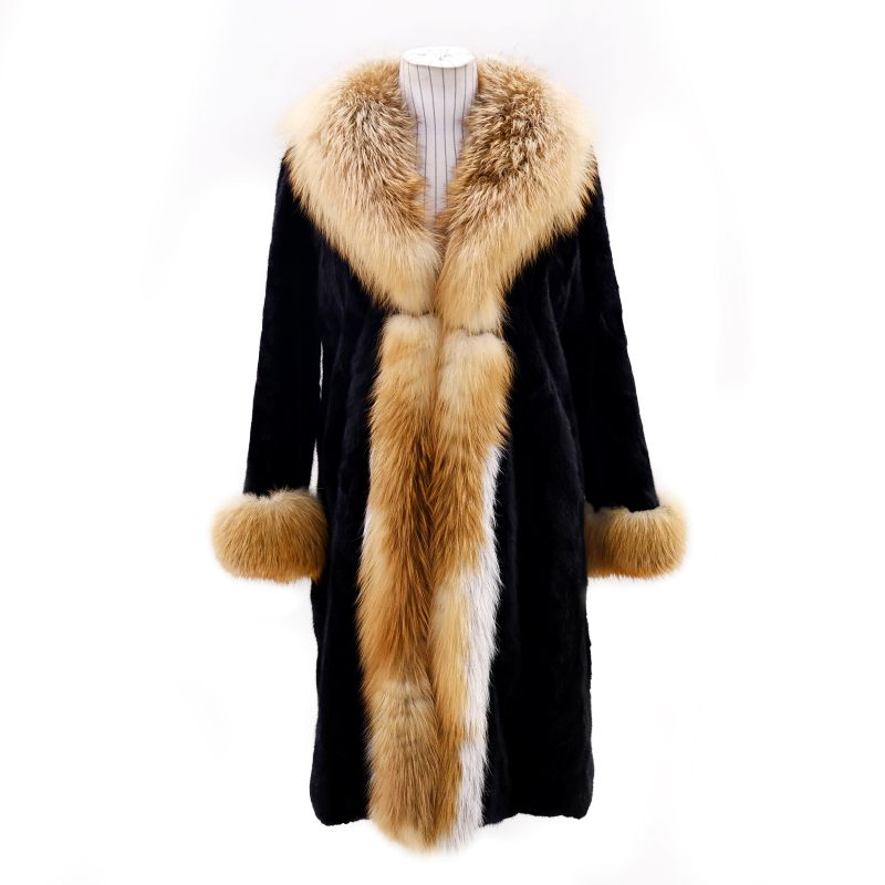 China-Crafted Faux Fur Coats Collection: Women's Exclusive, Made-to-Order Options
