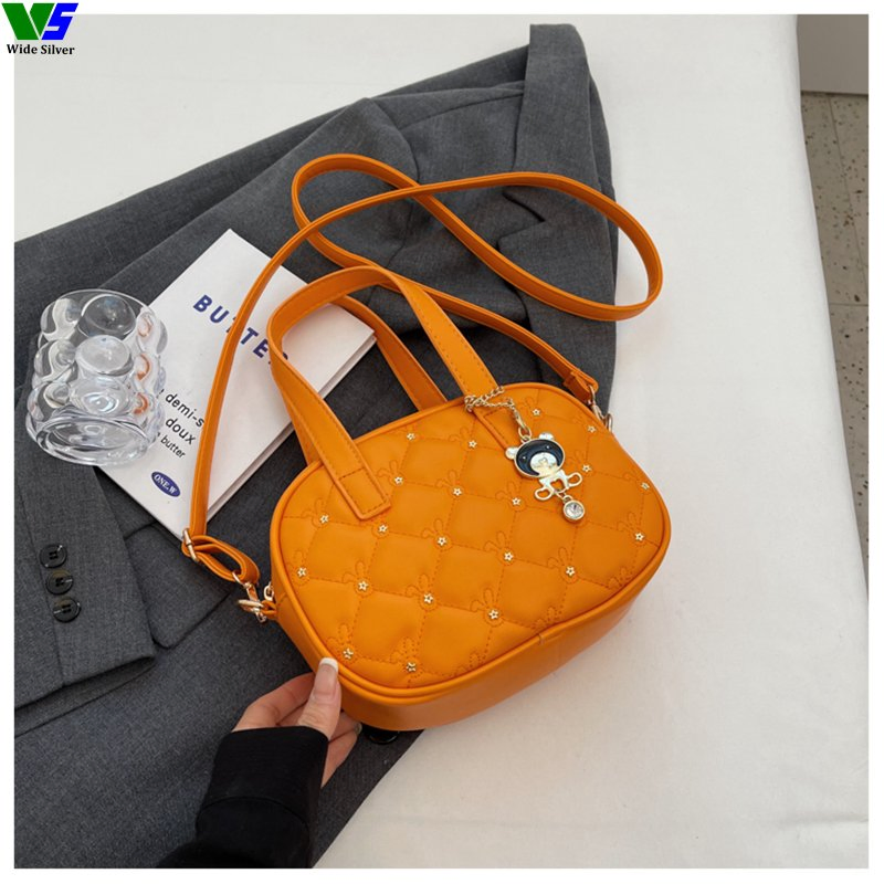 Wide Silver Morden Style Sac a Main Femm Sac Nouvelle Collection 2023