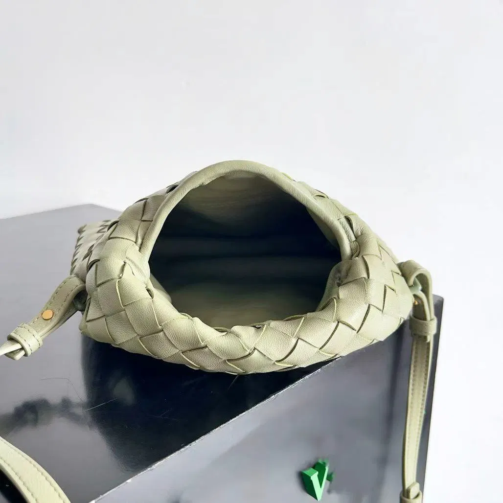 Luxurious Customized Designer Handbags Collection for Stylish Women