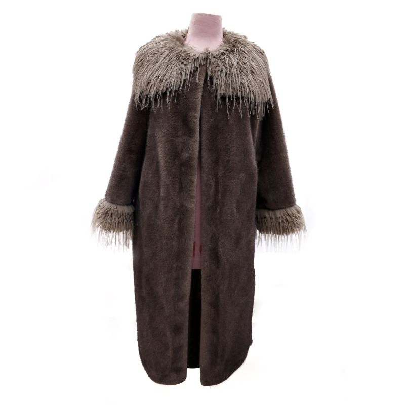 China-Crafted Faux Fur Coats Collection: Women's Exclusive, Made-to-Order Options