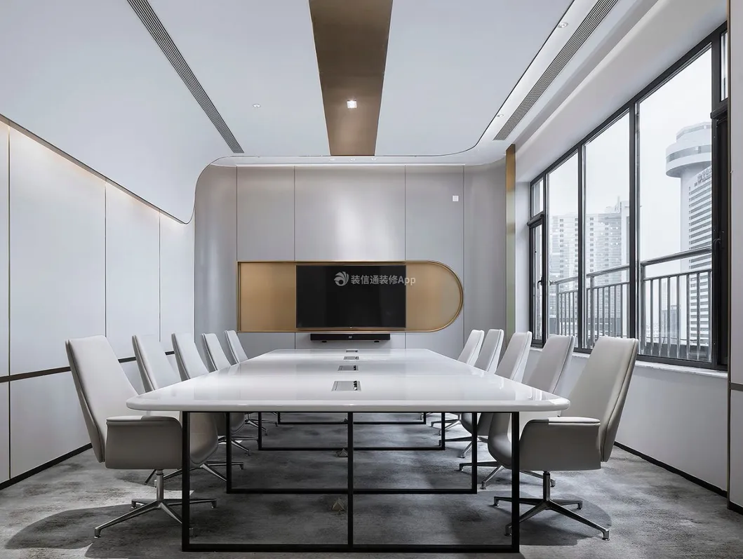 Designer Handbag View 9