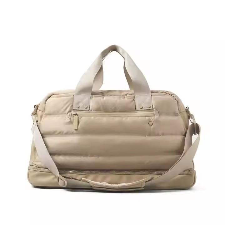 Large Capacity Outdoor Unisex Travel Bag Nylon Waterproof Weekender Duffle Bag Quilted Puffy Weekend Bag