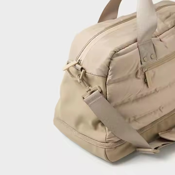 Large Capacity Outdoor Unisex Travel Bag Nylon Waterproof Weekender Duffle Bag Quilted Puffy Weekend Bag