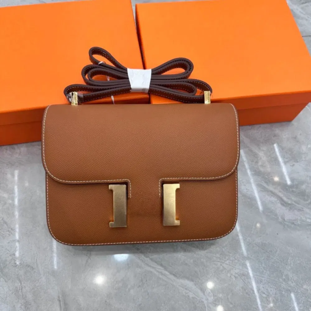 Adjustable Lightweight Style Lady Bag for Travel and Vacation