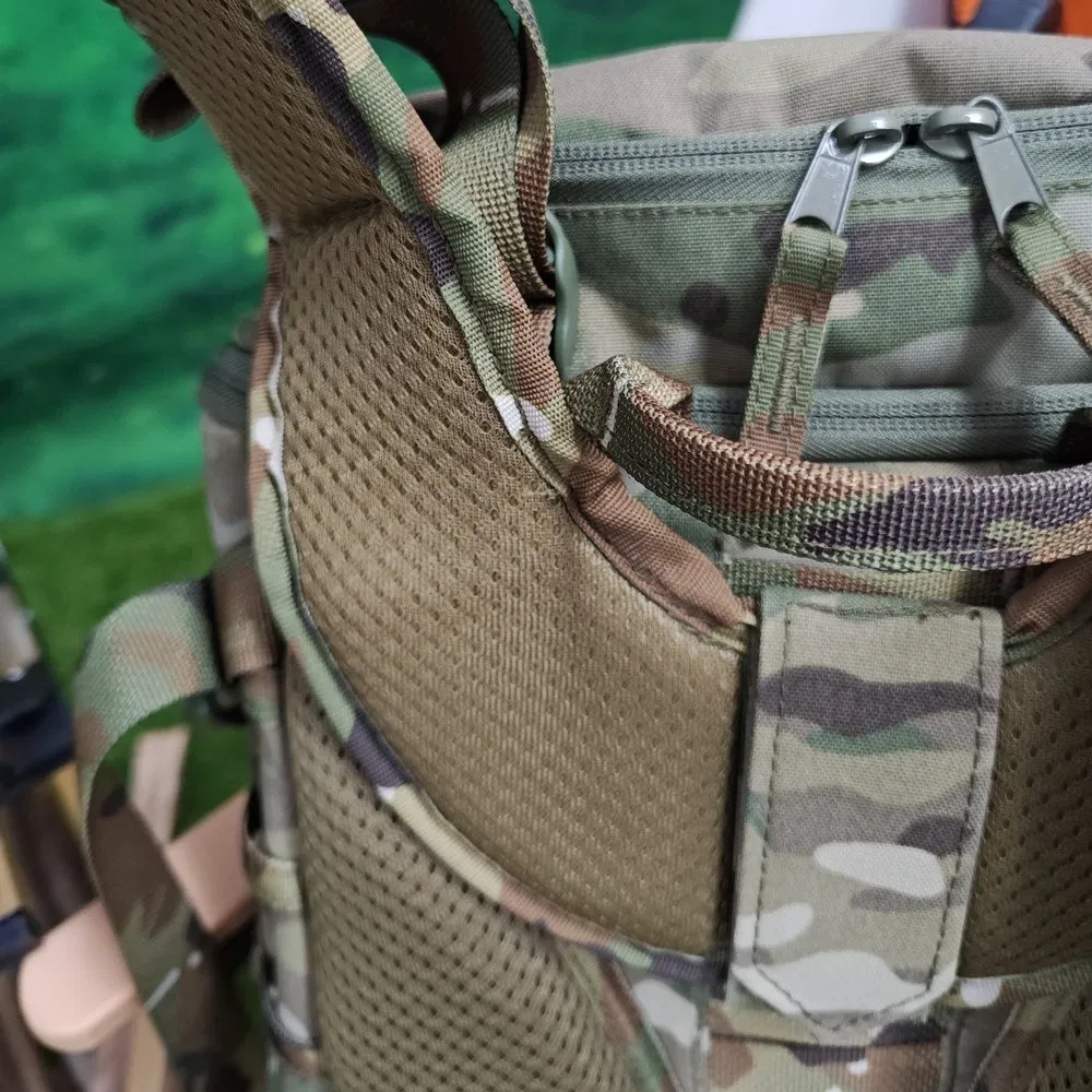 Extended Shoulder Straps Hhb-240001 Woman Hiking Tactical Backpack with Water Bag