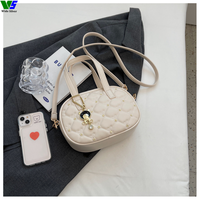 Wide Silver Morden Style Sac a Main Femm Sac Nouvelle Collection 2023