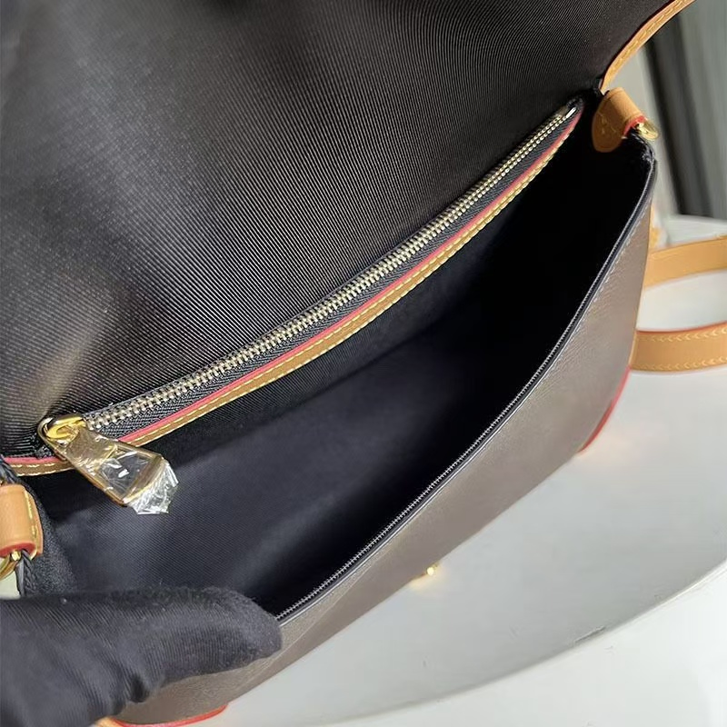 1.1 Genuine Real Leather Men Clone 5A Bag Original Cheaper Tote Handbag Luxury Shoulder Replica Online Store Travel Bag Running Replicas Designer Women Bag