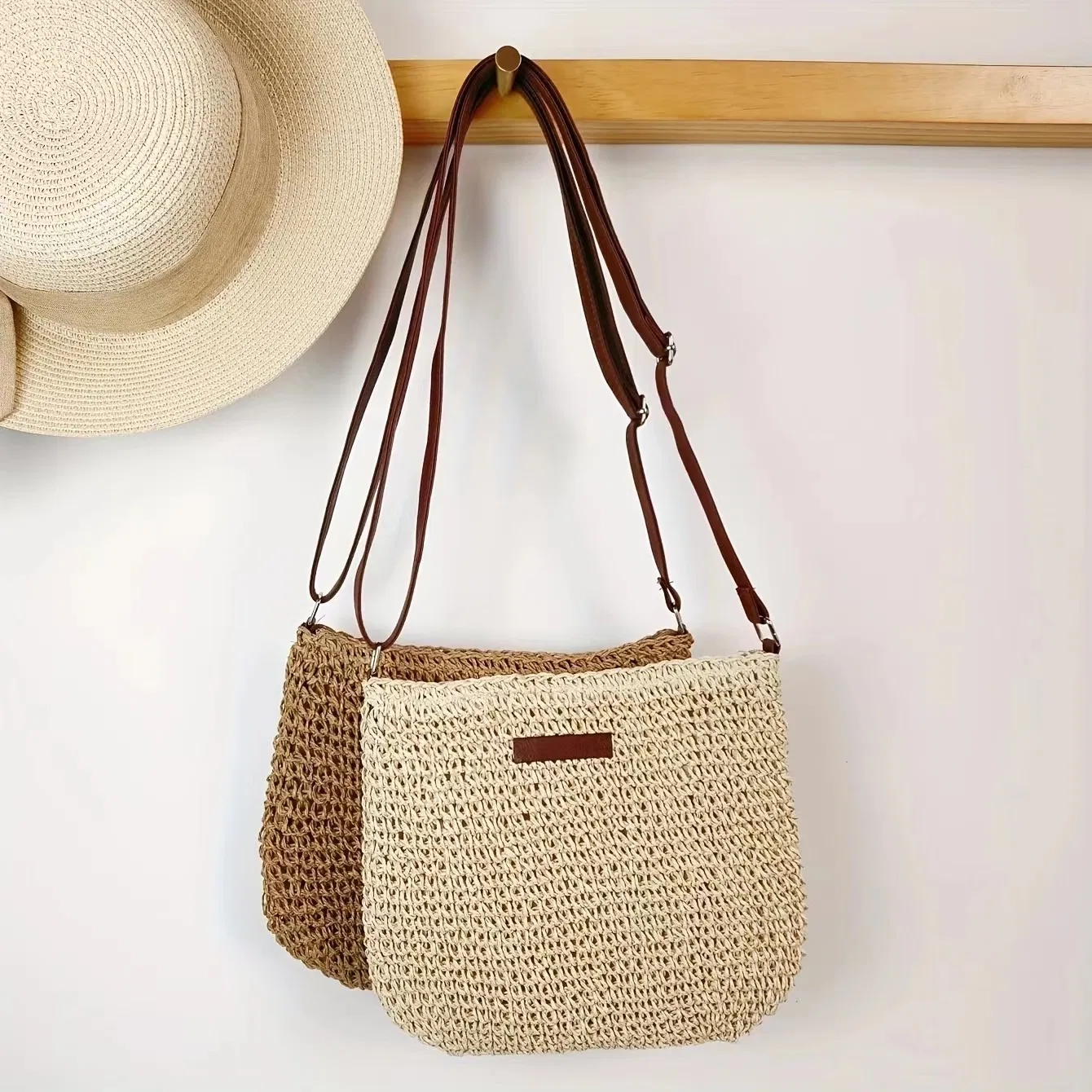 Handmade Woven Paper Straw Crossbody Handbags Leather Shoulder Strap Tote Bag Luxury Ladies Designer Handbag for Women Summer Beach Travel