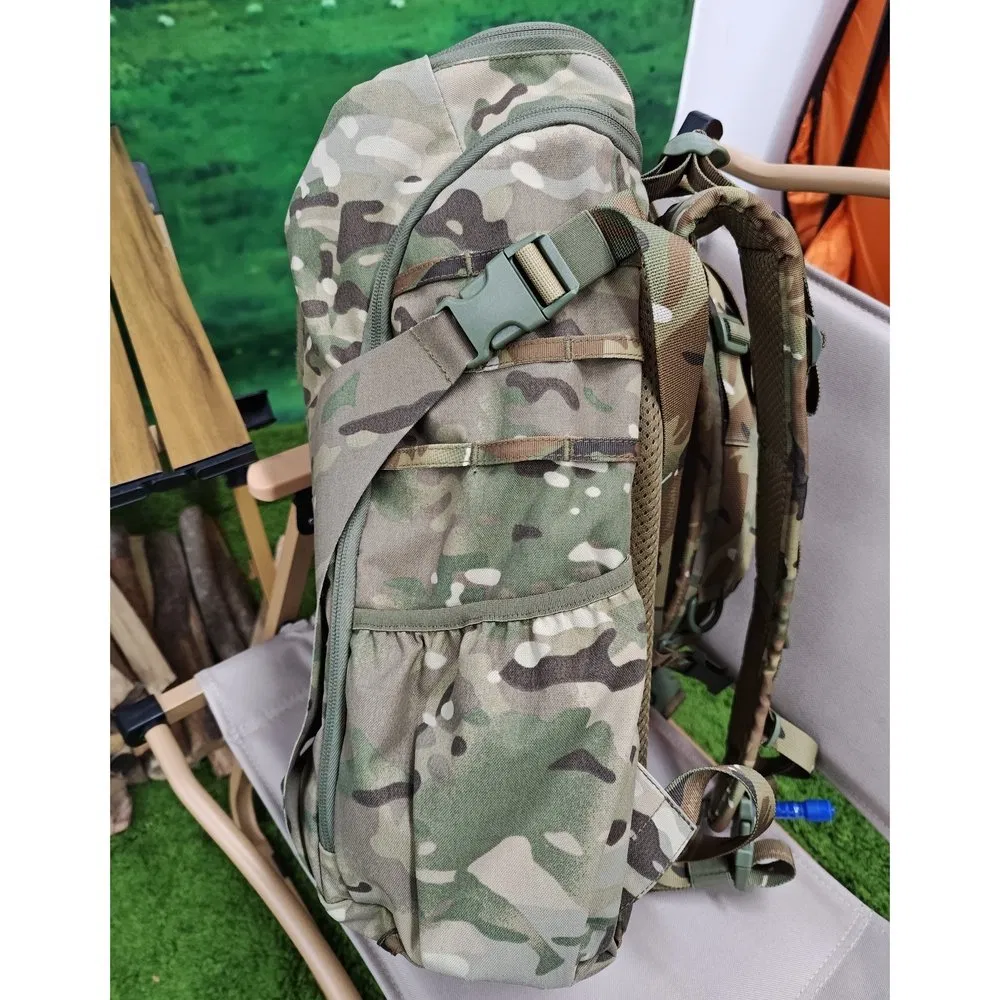 Strong Reinforced Stitching Hhb-240001 Tactical Hydration Backpack for City Wandering