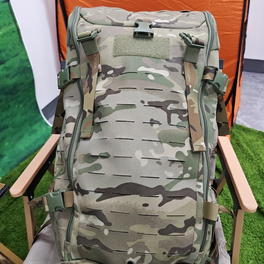 China Manufacturers Hhb-240010 92L Volume Camouflage Outdoor Waterproof Sports Tactical Backpack