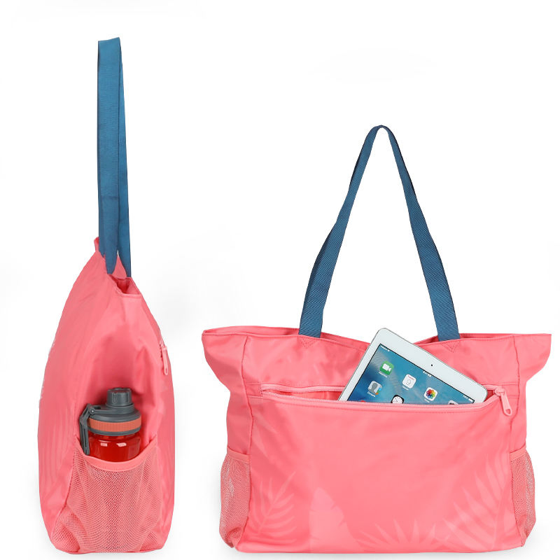 Custom Large Capacity Fashionable Shoulder Bag Lightweight Casual Outdoor Travel Tote Bag.