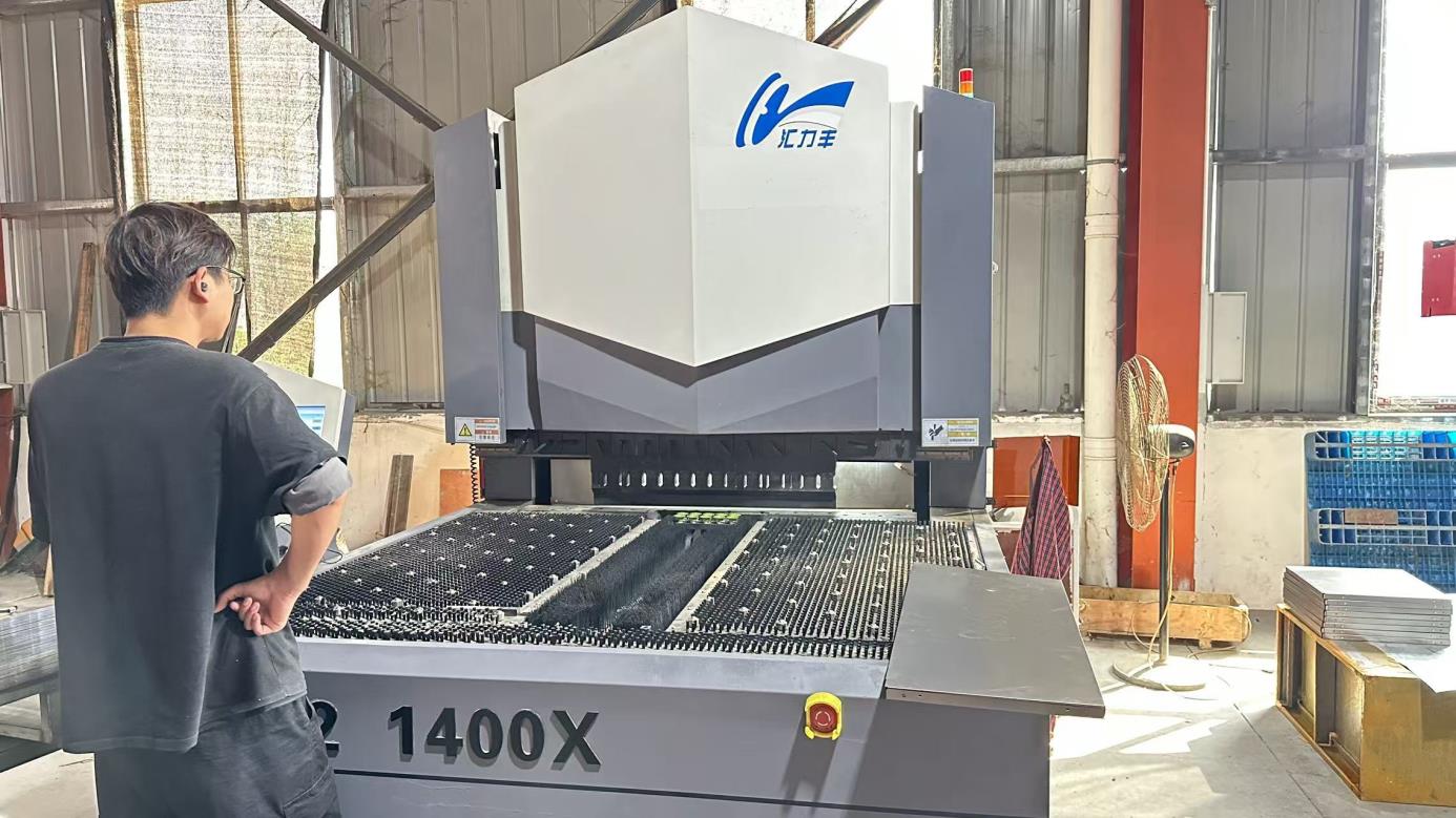 Precision bending of steel sheets for safe body manufacturing