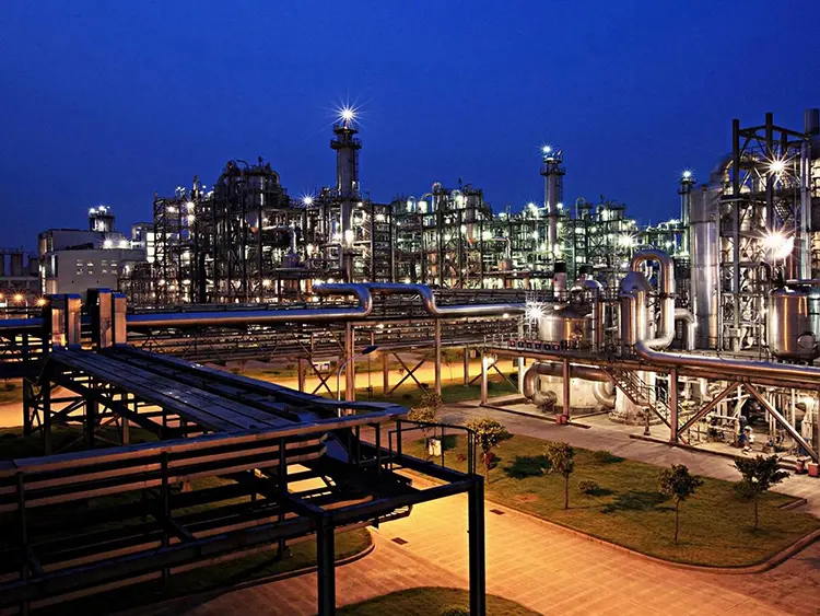 Steel industry wear protection — rolls, guides, conveyor equipment in harsh conditions
