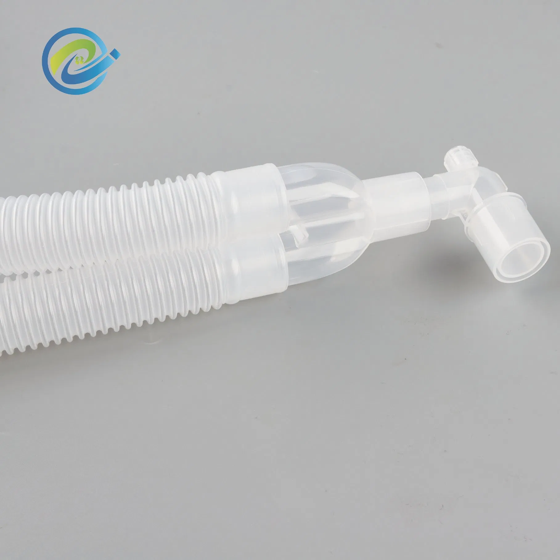 Efficient Patient Care Factory Supplier Medical Reusable Corrugated Anesthesia Breathing Circuits