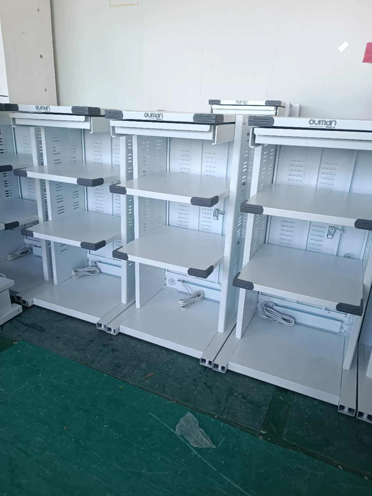 Factory Price Metal Endoscope Tower Medical Trolley Cart for Hospital Clinical Surgical