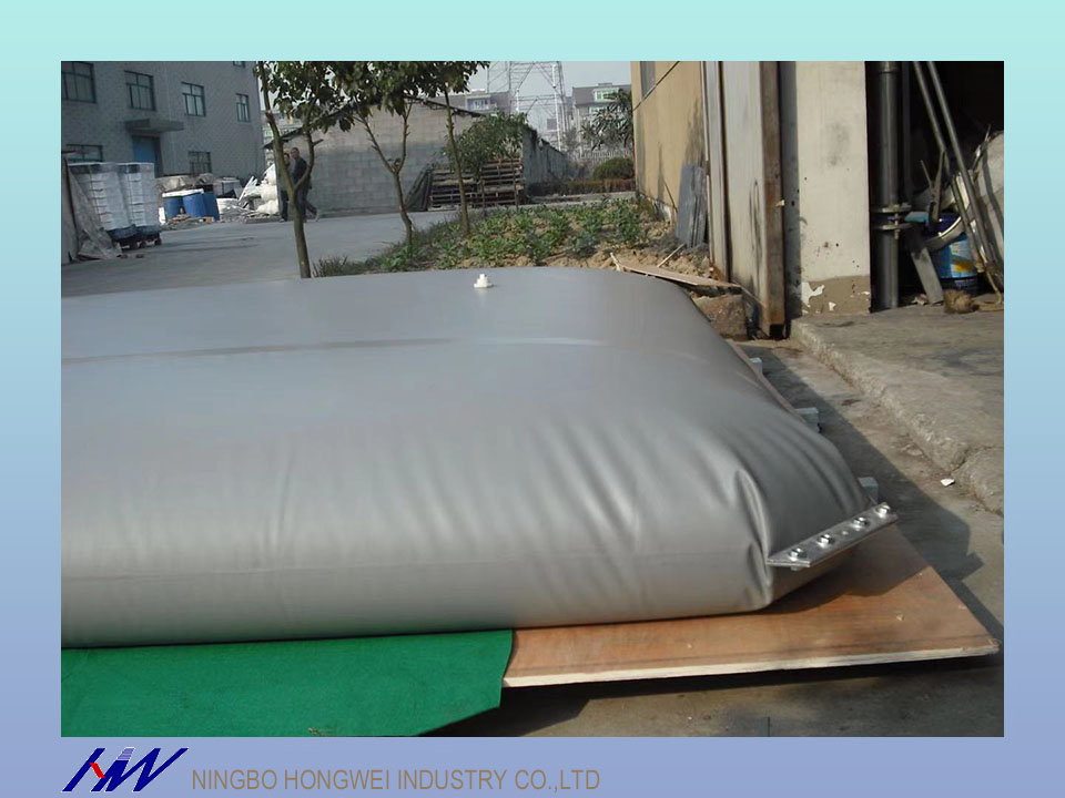 Durable PVC Water Bladder for Optimal Irrigation Management