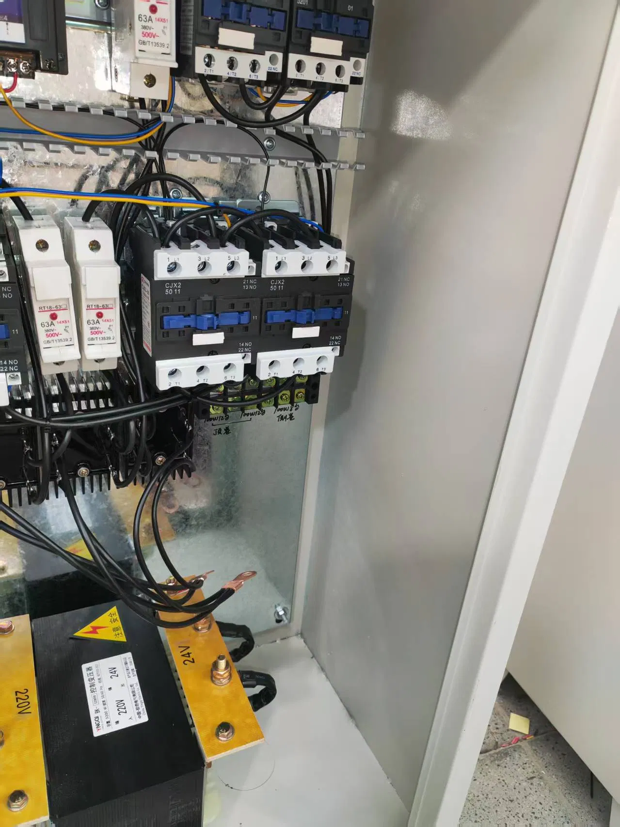 Wholesale Proper Price Reverse Output Professional Operation of Greenhouse Control System Box