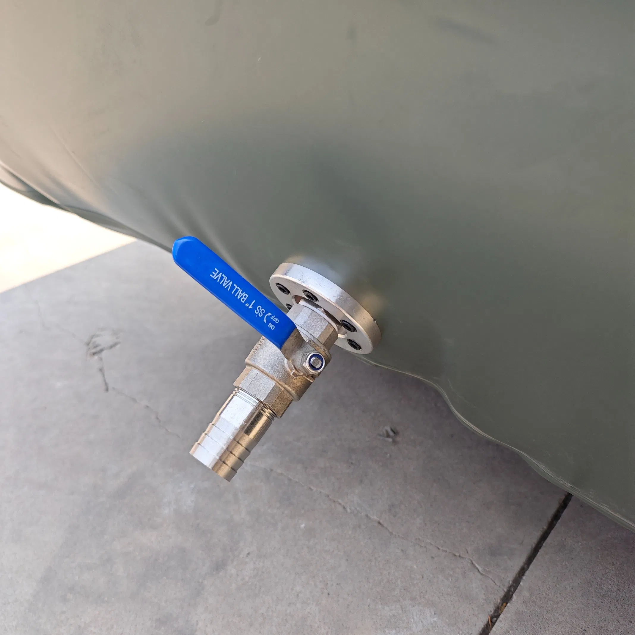 Versatile TPU Oil Storage Bladder for Efficient Fluid Management