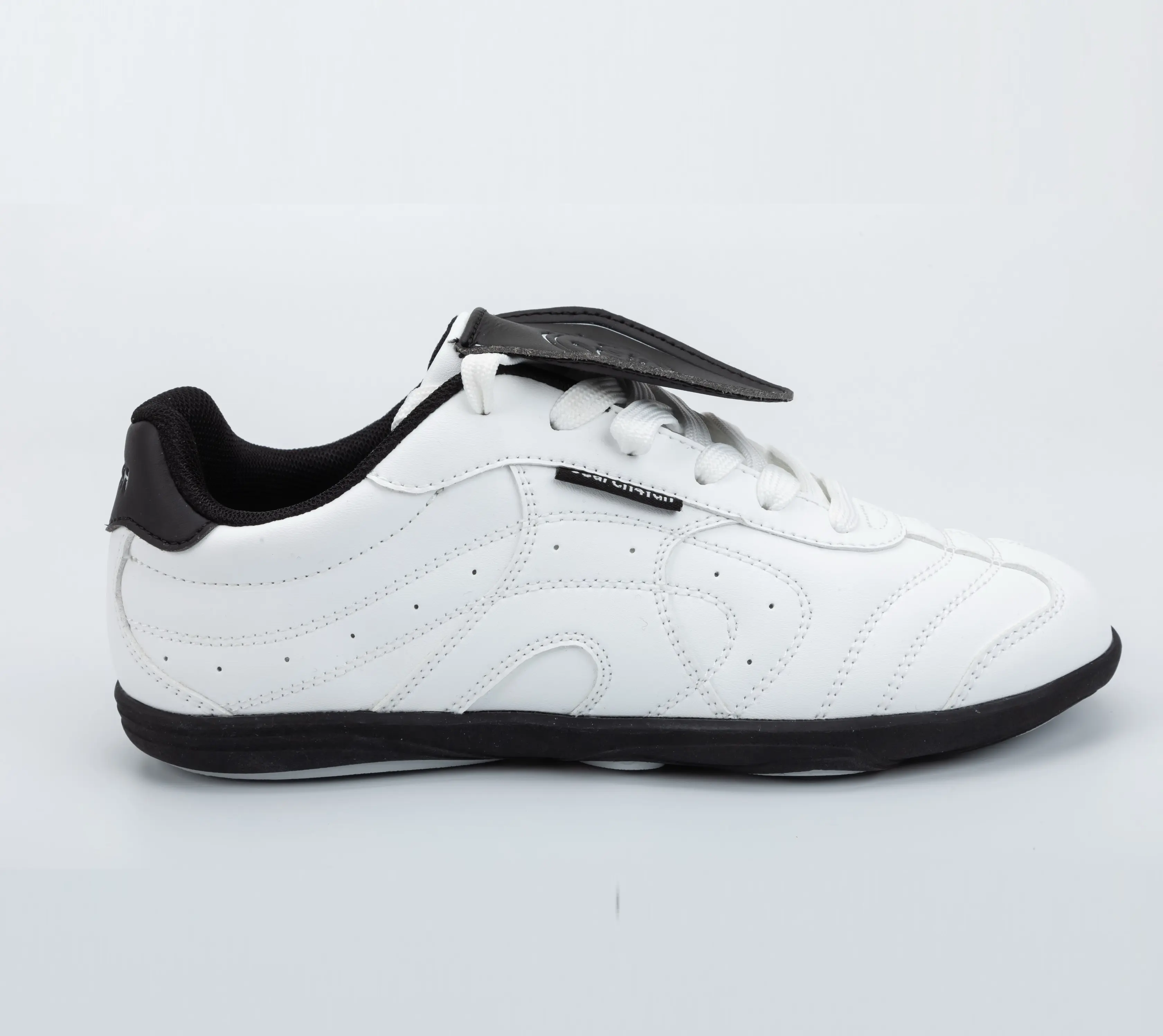 Custom White PU Casual Sneakers with Brown Rubber Sole for Unisex Wholesale