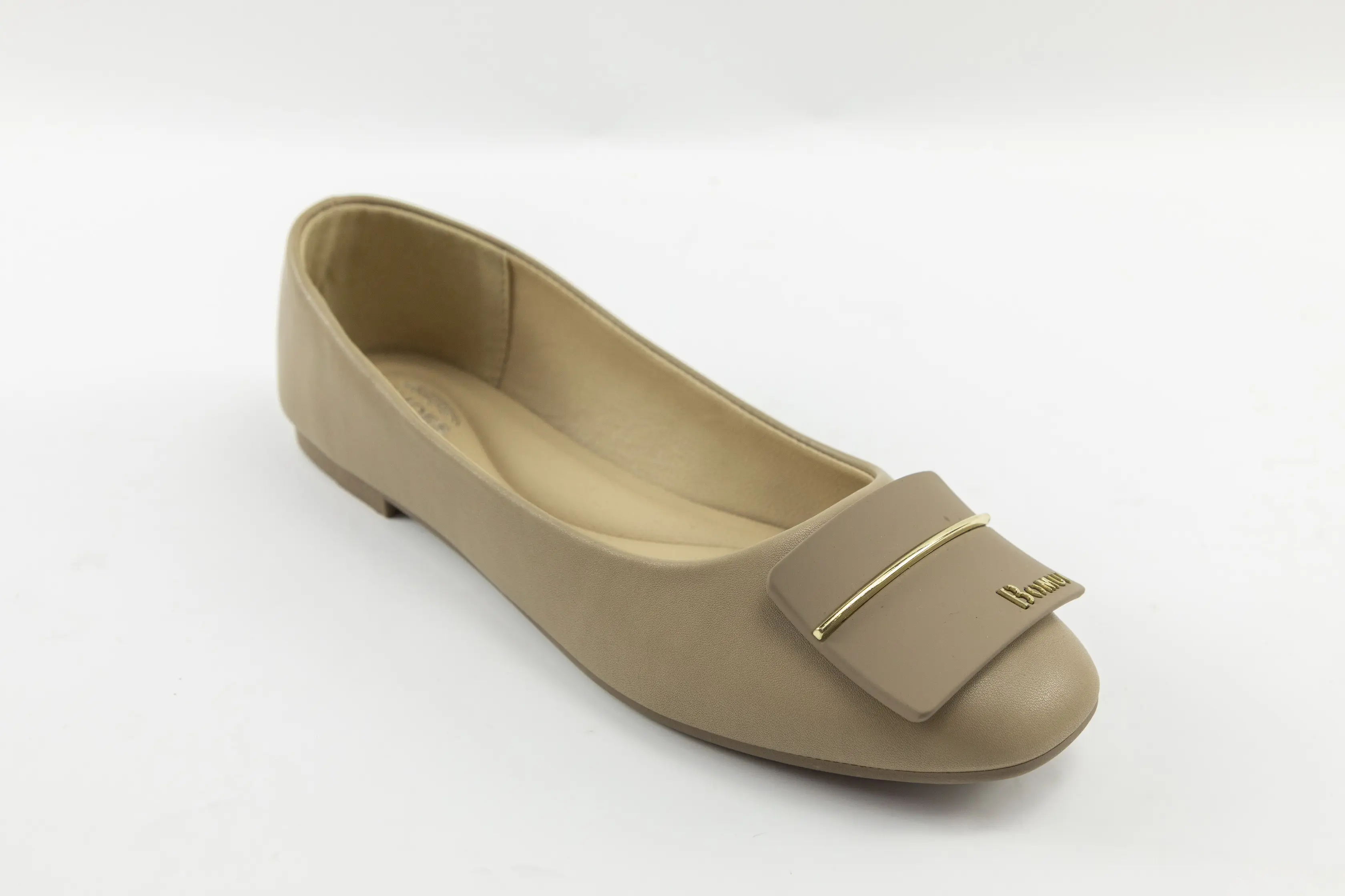 OEM ODM Custom Pink Patent PU Ladies Ballerina Shoes with Decorative Front Buckle and Low Heel