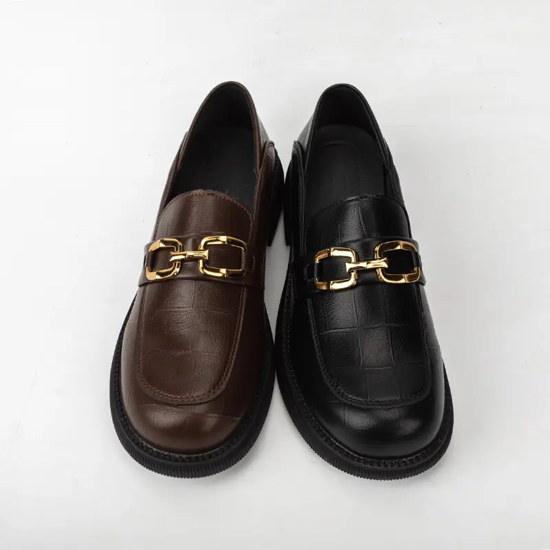 Women's Casual Loafer Detail 2