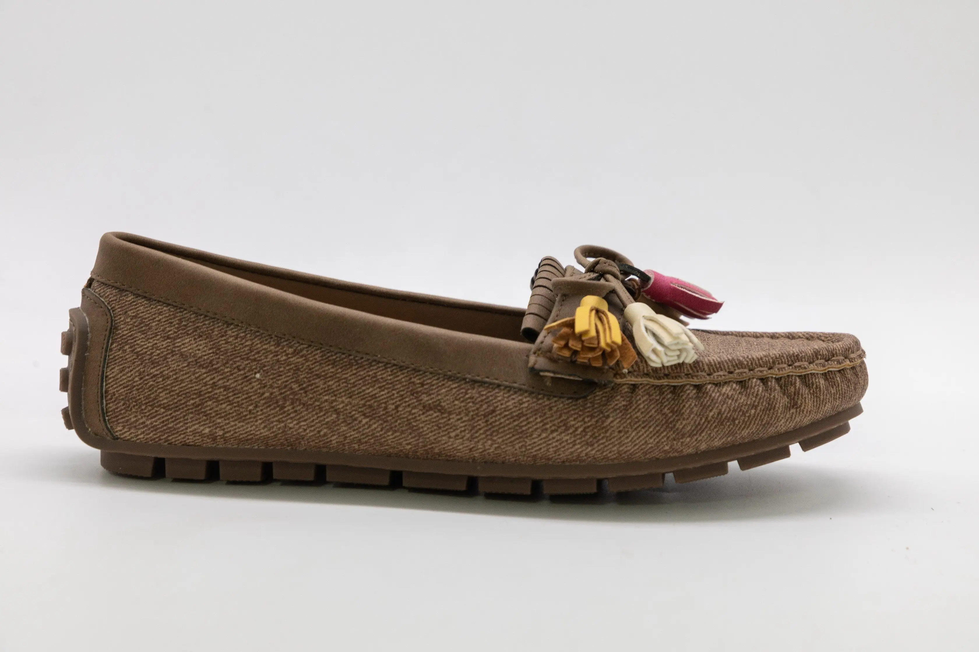 OEM ODM Custom Classic Office Wear Ladies Loafers