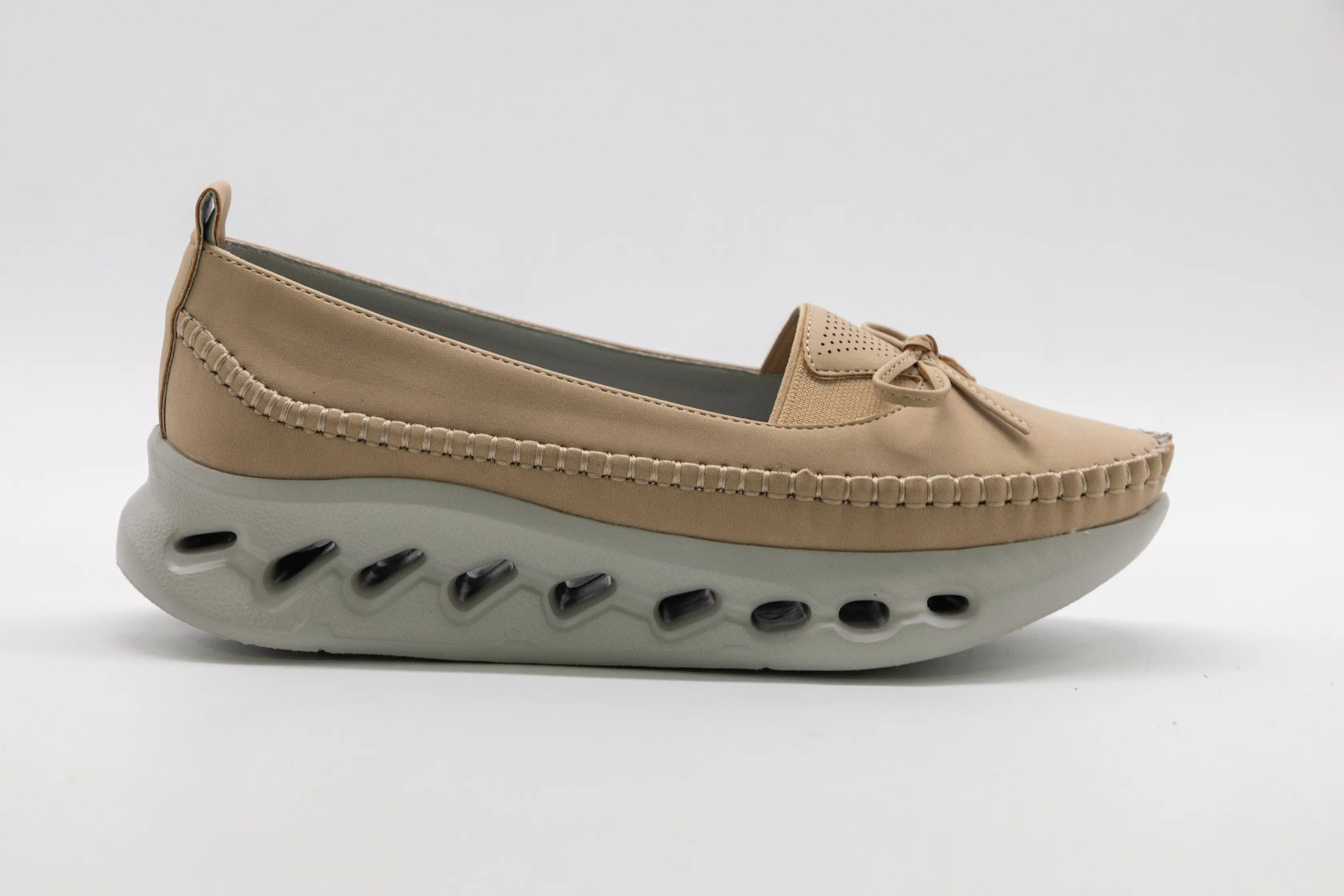 High-Quality Tail-Made OEM ODM Comfort EVA Sole Women Loafers Service, Suppliers