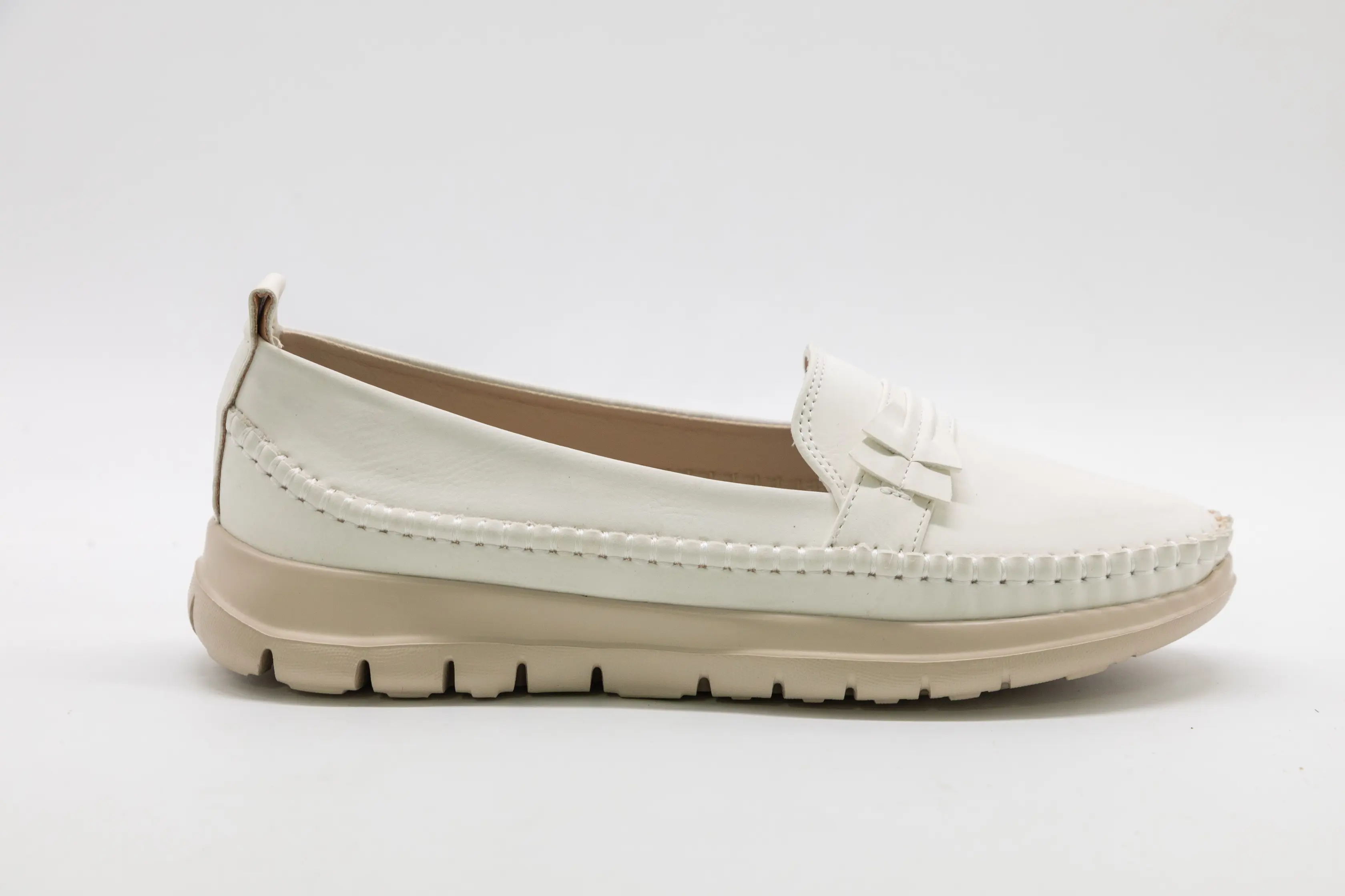 Custom Classic Office Wear EVA Sole Ladies Loafers (OEM/ODM)