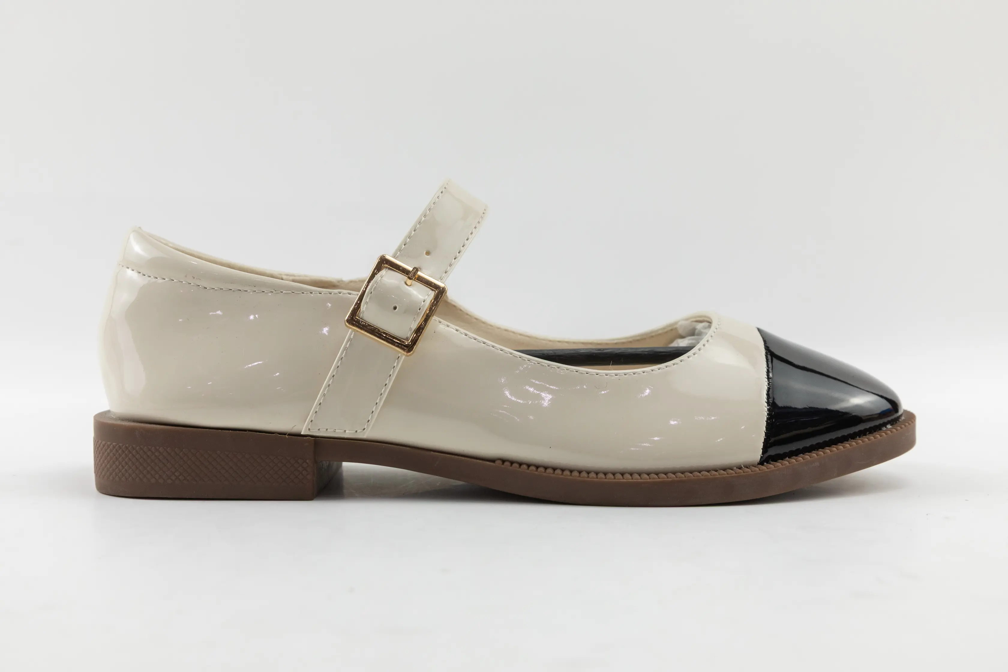 Custom Beige and Black PU Ladies Office Ladies Flats with Gold Buckle Strap