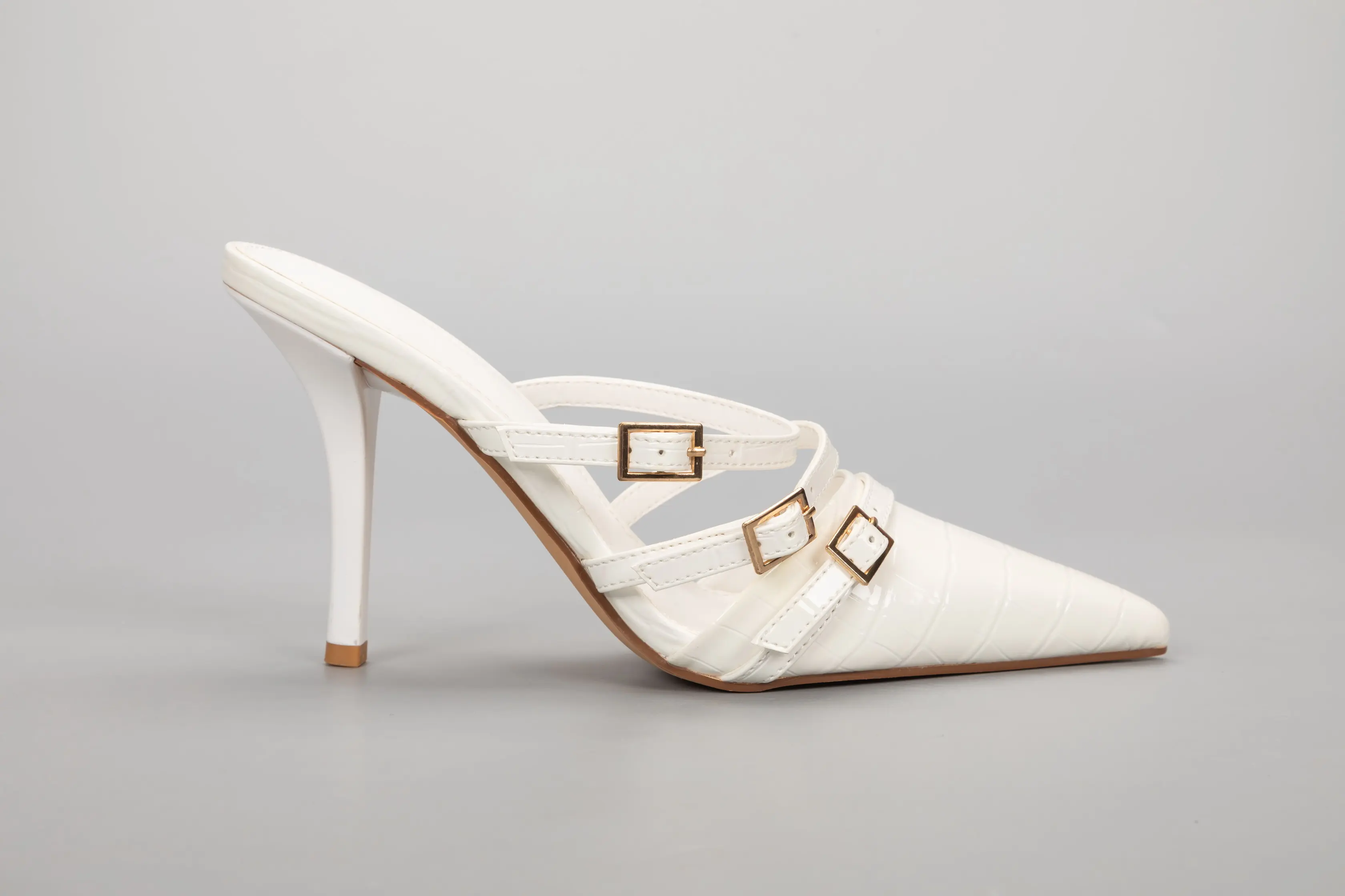 Custom White Casual Ladies Pumps Heels – Simple, Elegant, and Versatile for Everyday Wear
