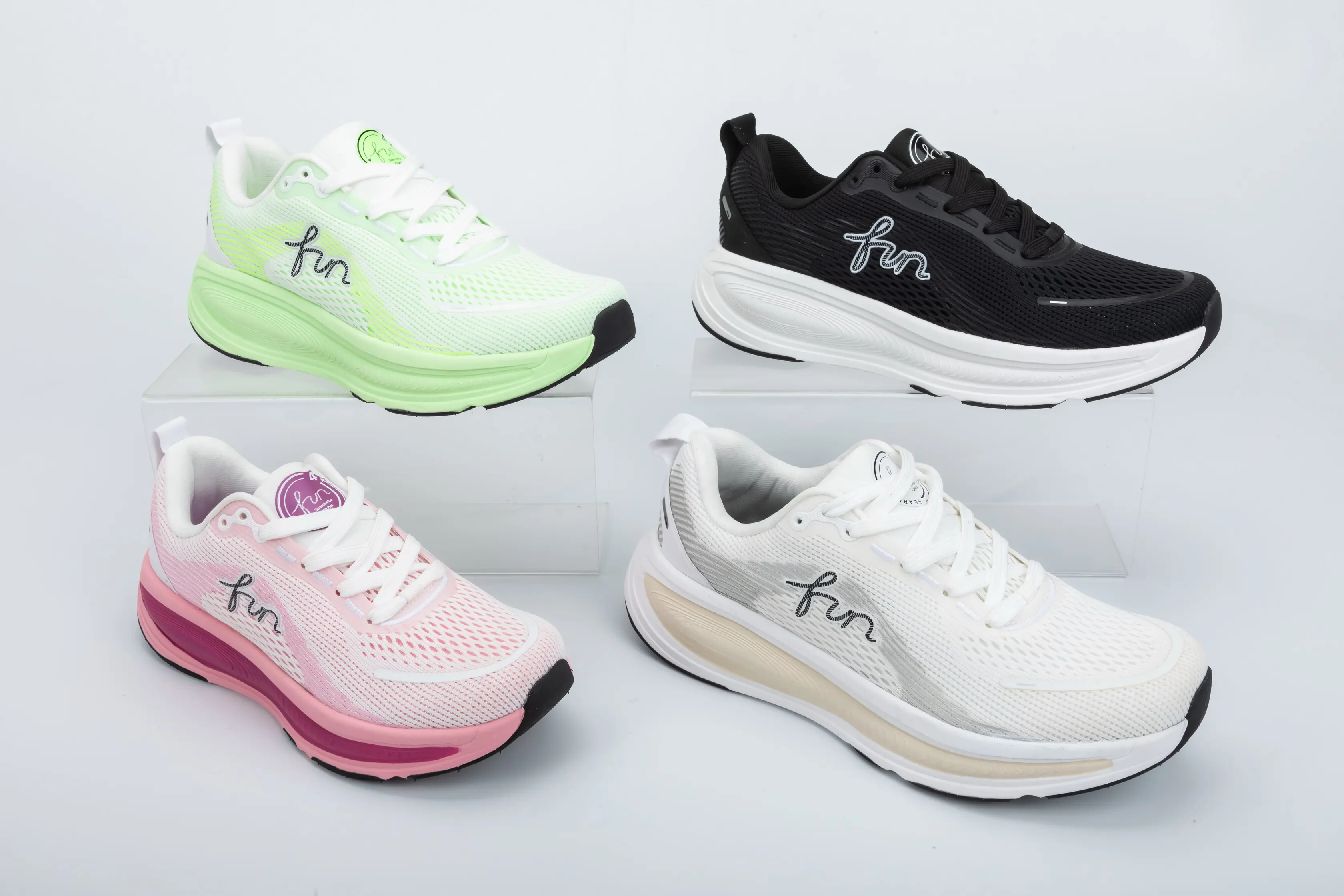 Custom White Breathable Mesh Running Sneakers with Thick Sole Cushion and Fun Logo for Unisex
