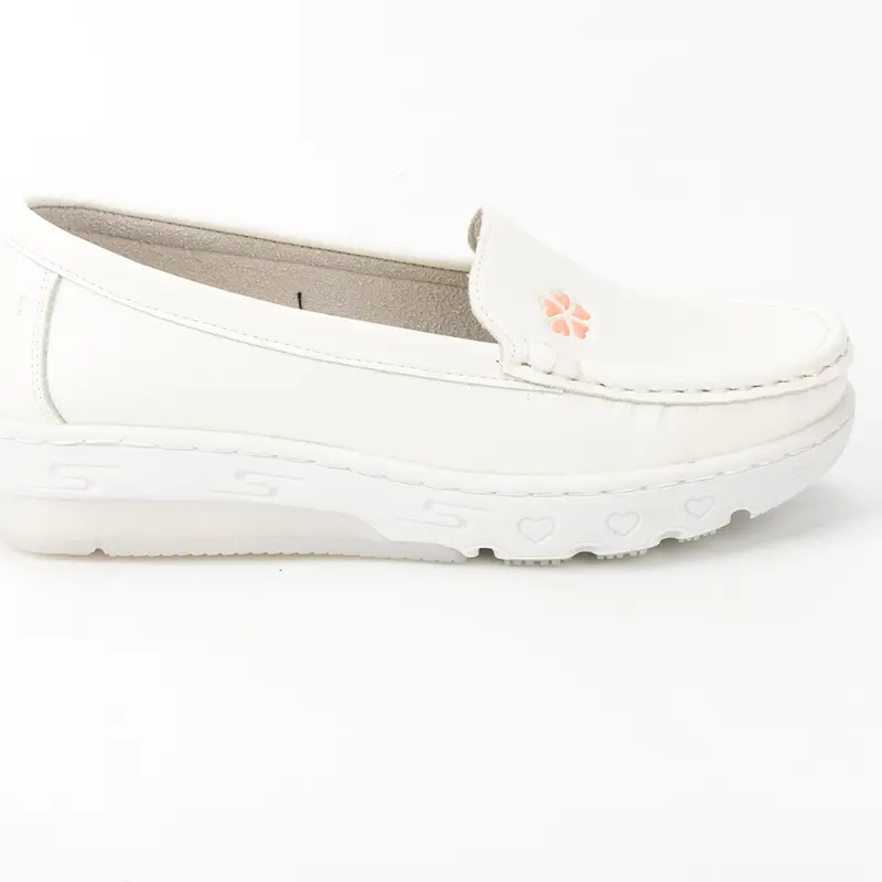 High-Quality Platform White Nursing Shoes with Flower Embroidery Manufacturers, Factories