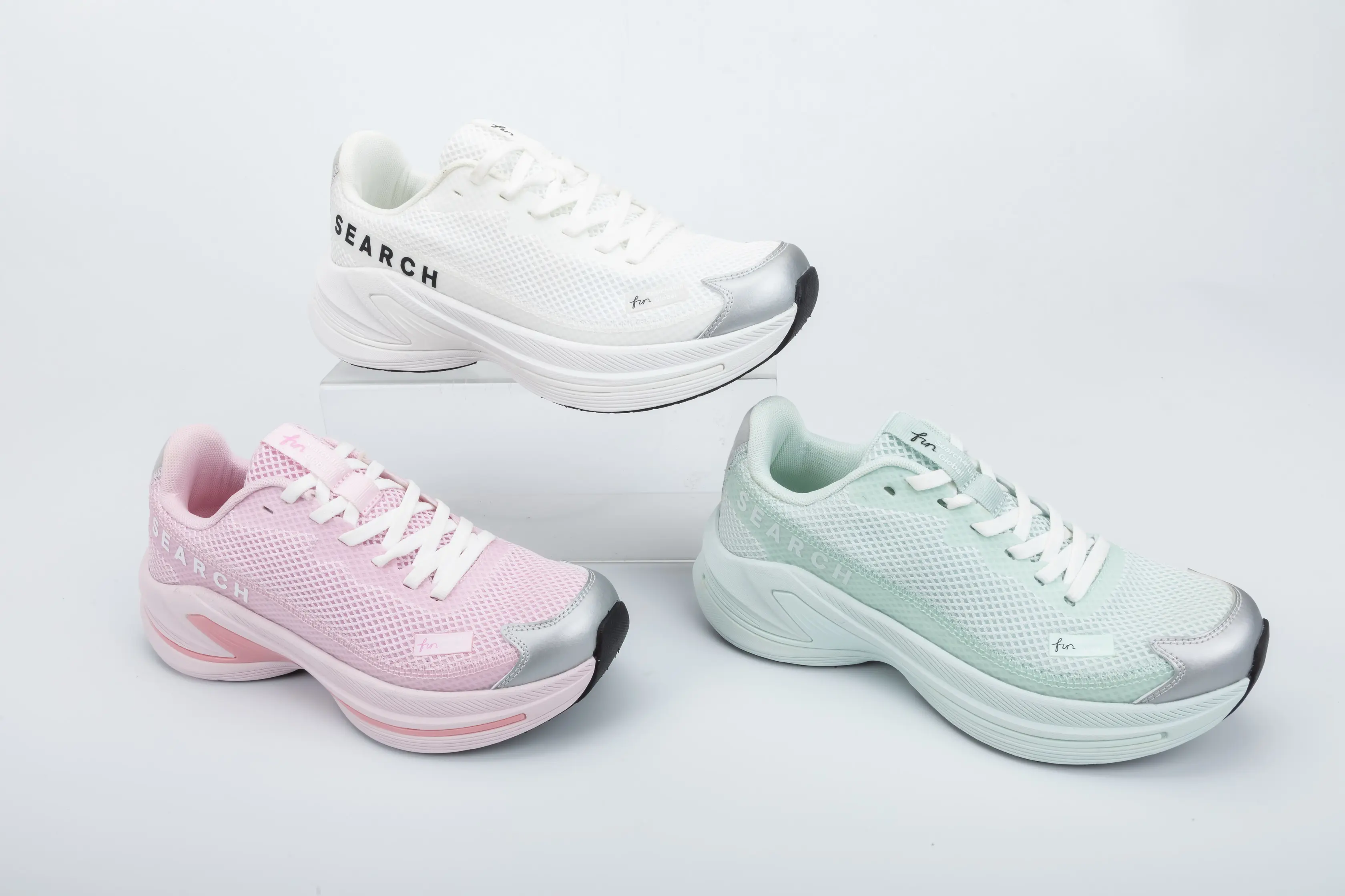 Custom White Athletic Mesh Running Shoes with Enhanced Cushion Sole and Silver Protective Toe