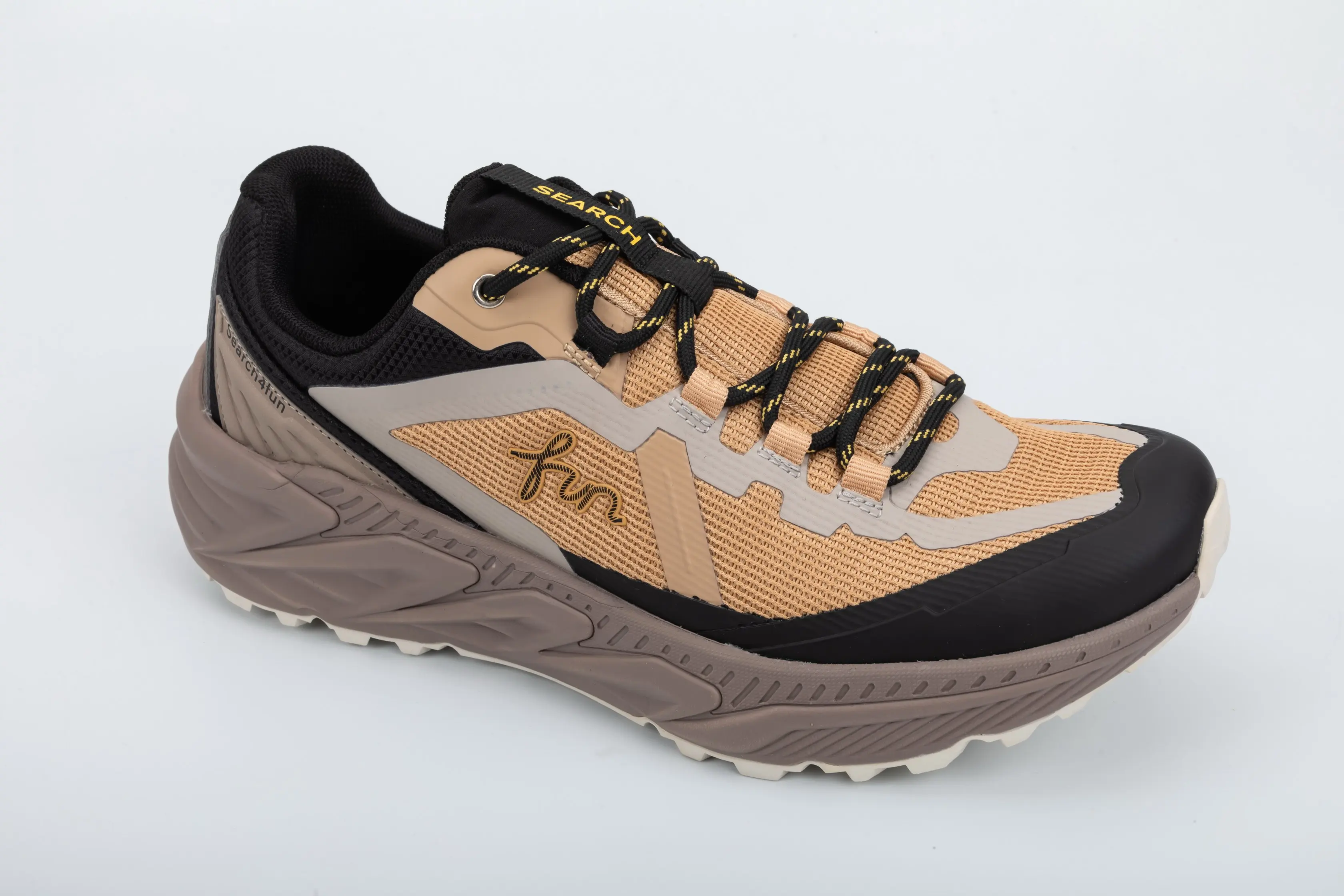 Custom Lightweight Mesh Trail Running Shoes with Cushioned Grip Sole for Outdoor Sports