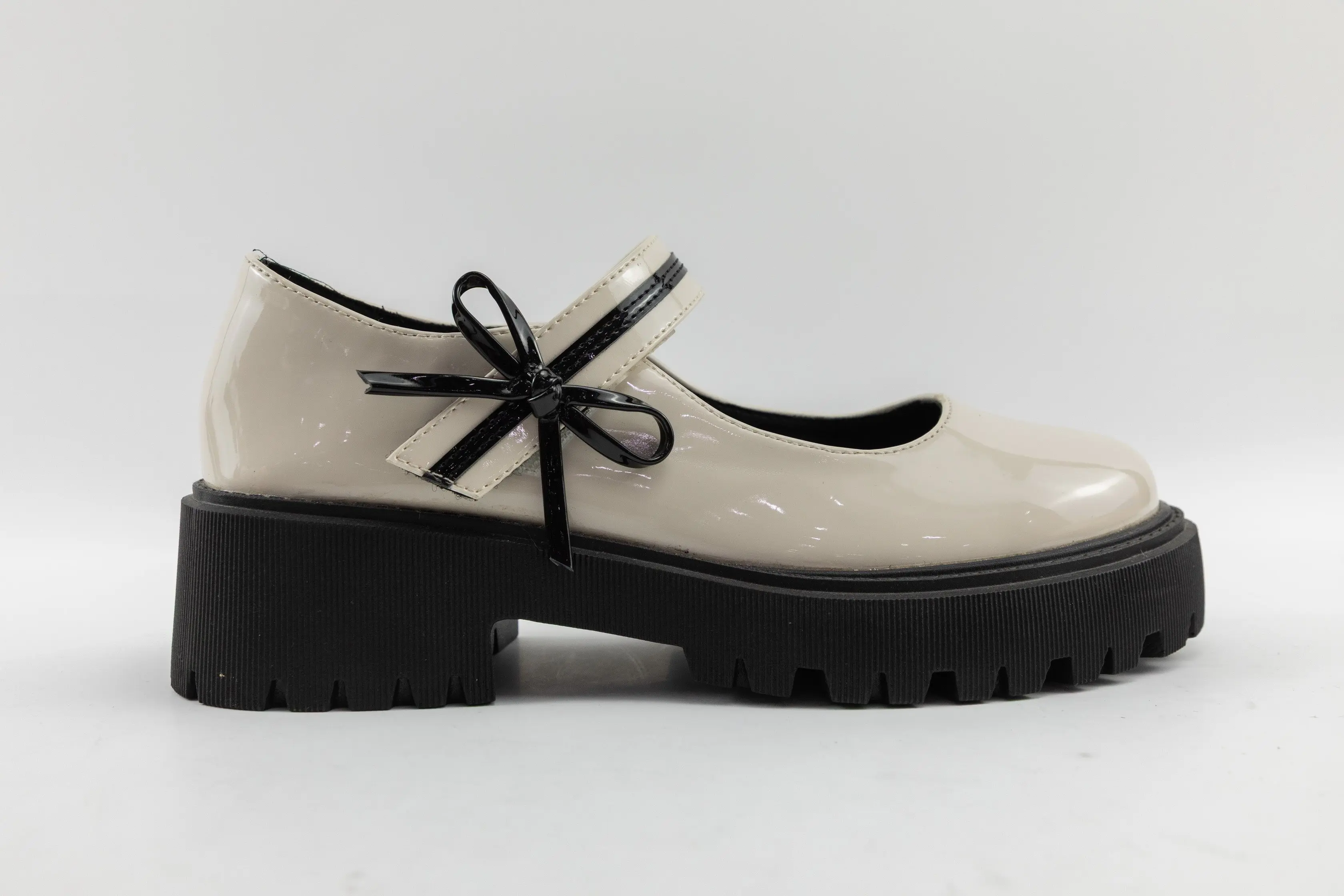 Best Tailor-Made Heeled Casual Flower Women Loafers Supplier, Factory
