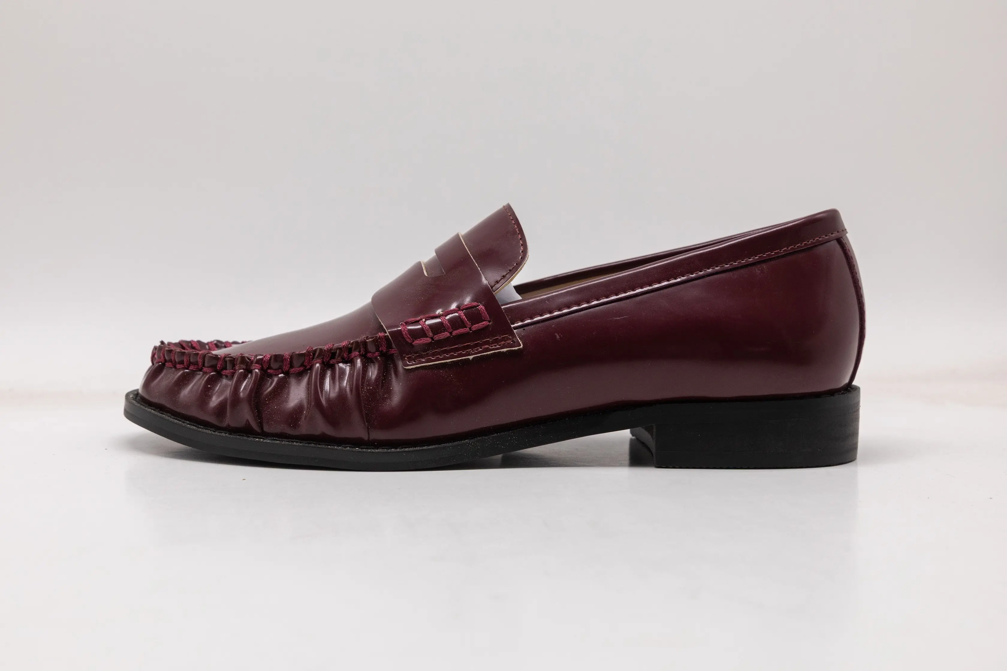 Wholesale Customized PU Classic Daily Wear Office Women Loafers Service, Factory