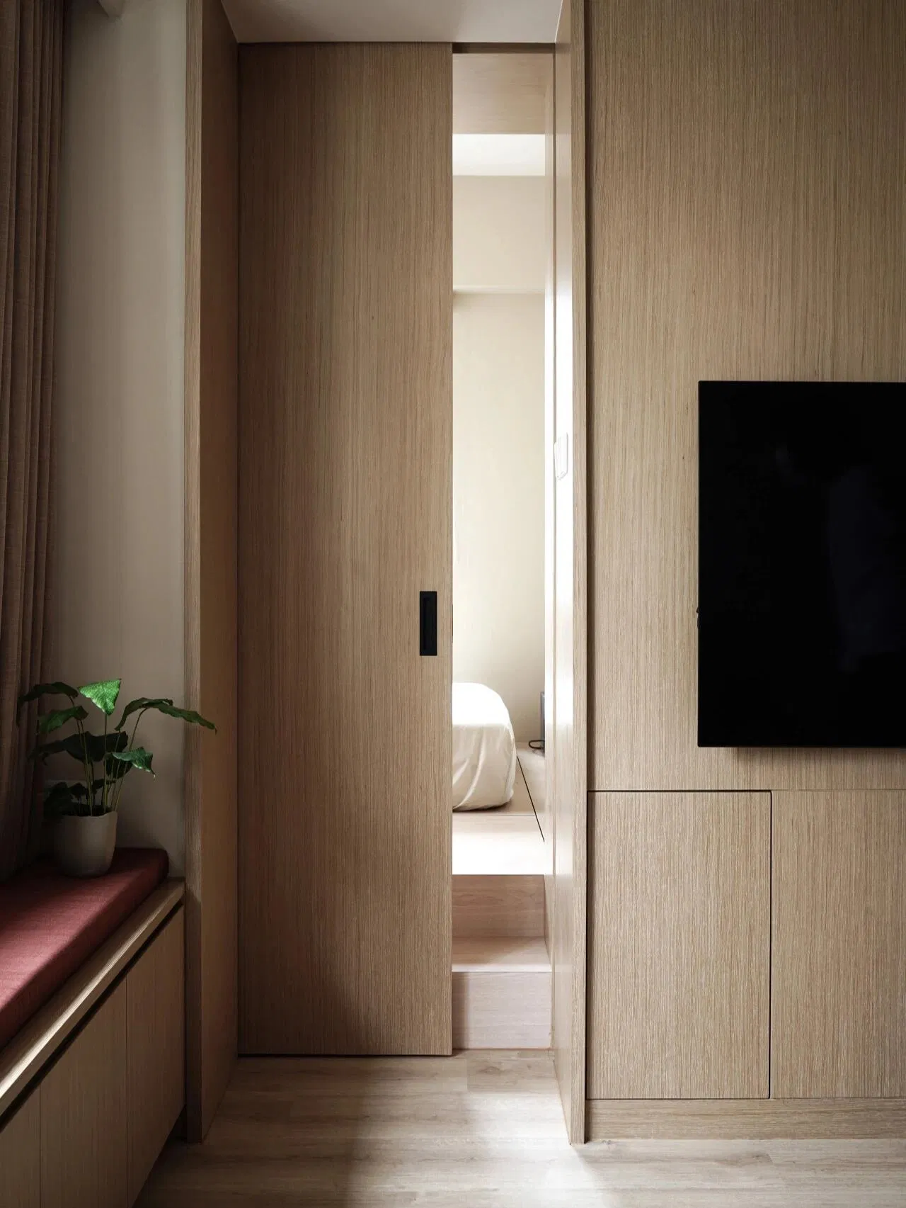 House Hotel Interior Room Rustic Sliding Barn Wood Door Design