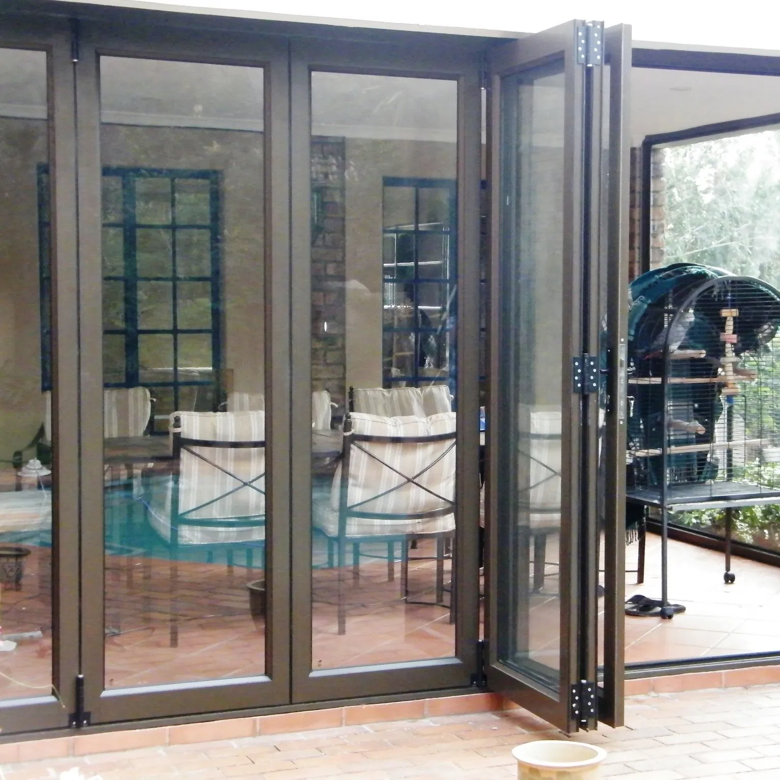 French Interior Folding European Aluminium Exterior Glass Folding Doors Price
