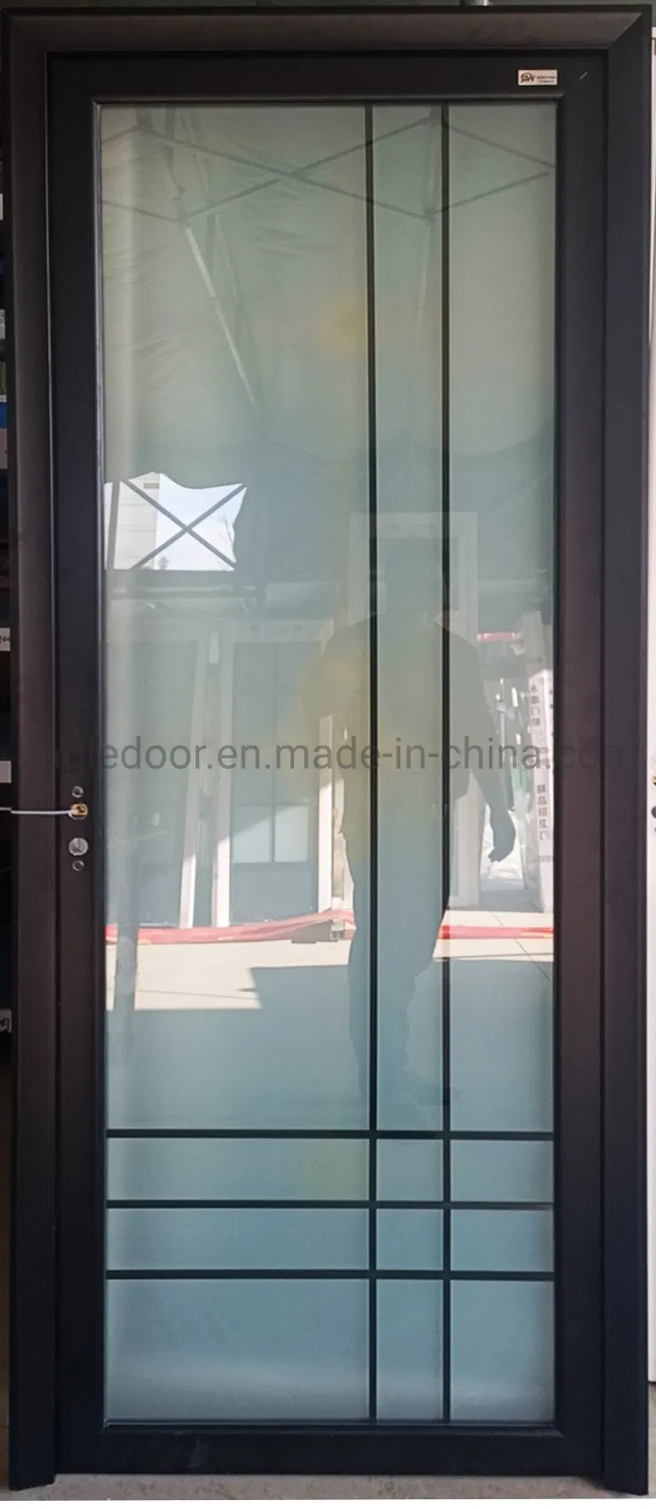 Building Material Aluminum Toilet Door/Aluminium Bathroom Door with Tempered Glass/Frosted/Obscure Glazed/Casement/Swing Doors/French/Aluminum (EA-2024)