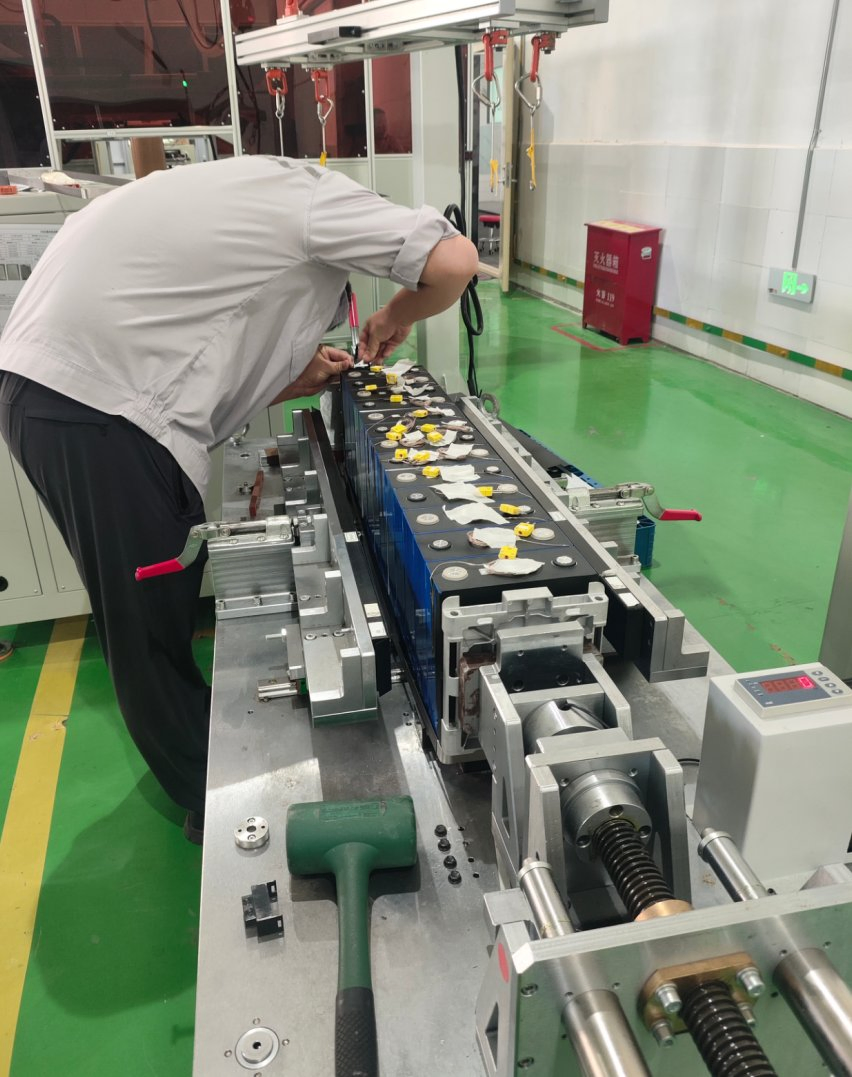 Industrial Backup Power 23.04kwh LiFePO4 Battery 51.2V Wres-H-25-023