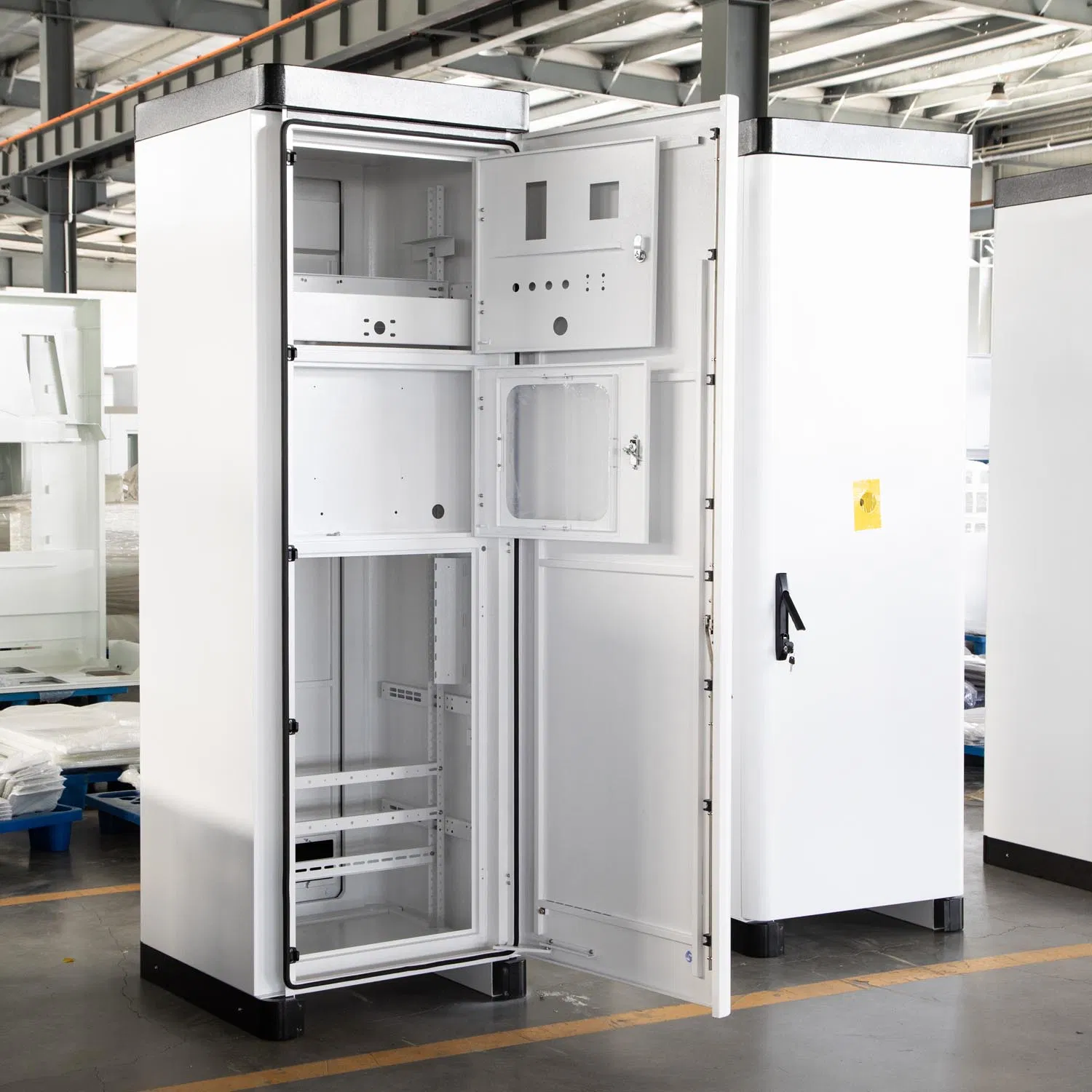 Cabinet Enclosure OEM / Vertical Rack Mount Enclosure, Metal Enclosures, Battery Enclosures