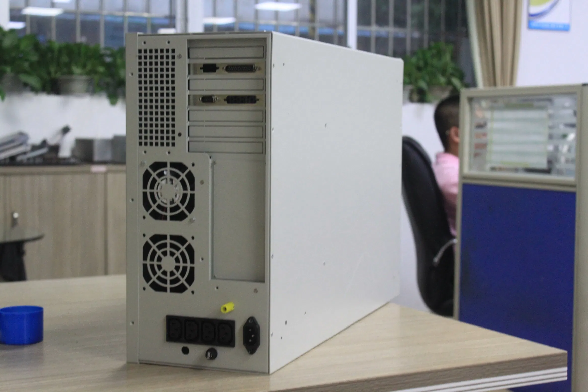 Electrical Battery Box Metal Housing Enclosure