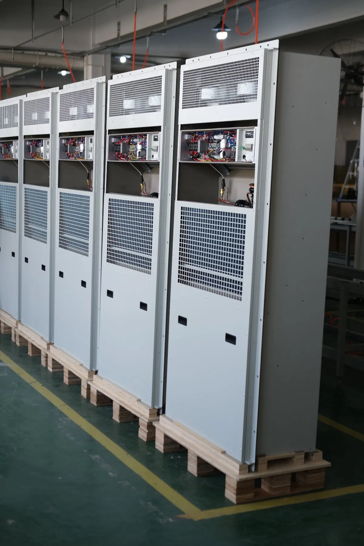 Energy Saving Bess Shelter Cooling System for Battery Energy Storage Thermal Management